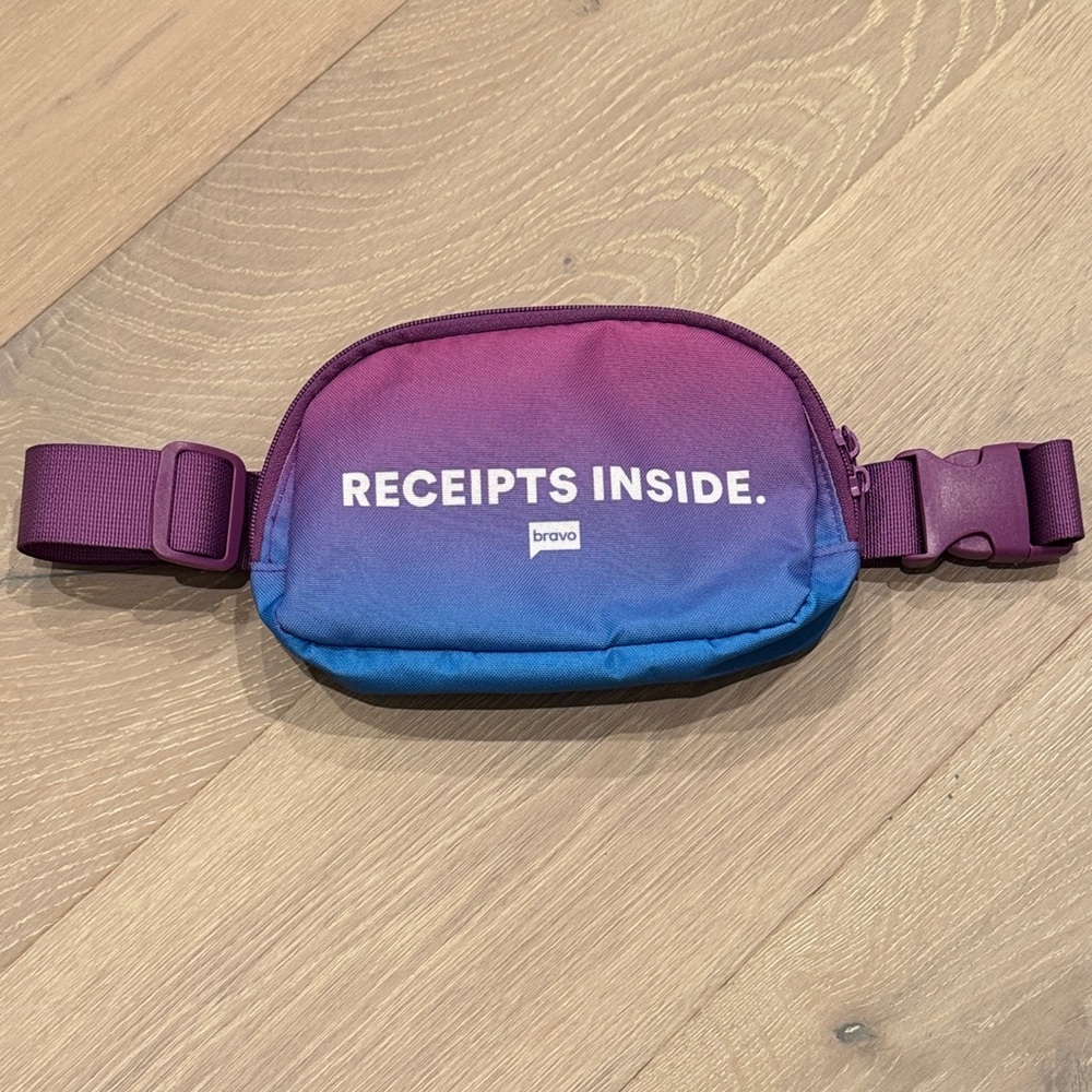 NWOT BRAVO BRAVOCON FANNY PACK SLING BAG RECEIPTS INSIDE RHOSLC HEATHER GAY